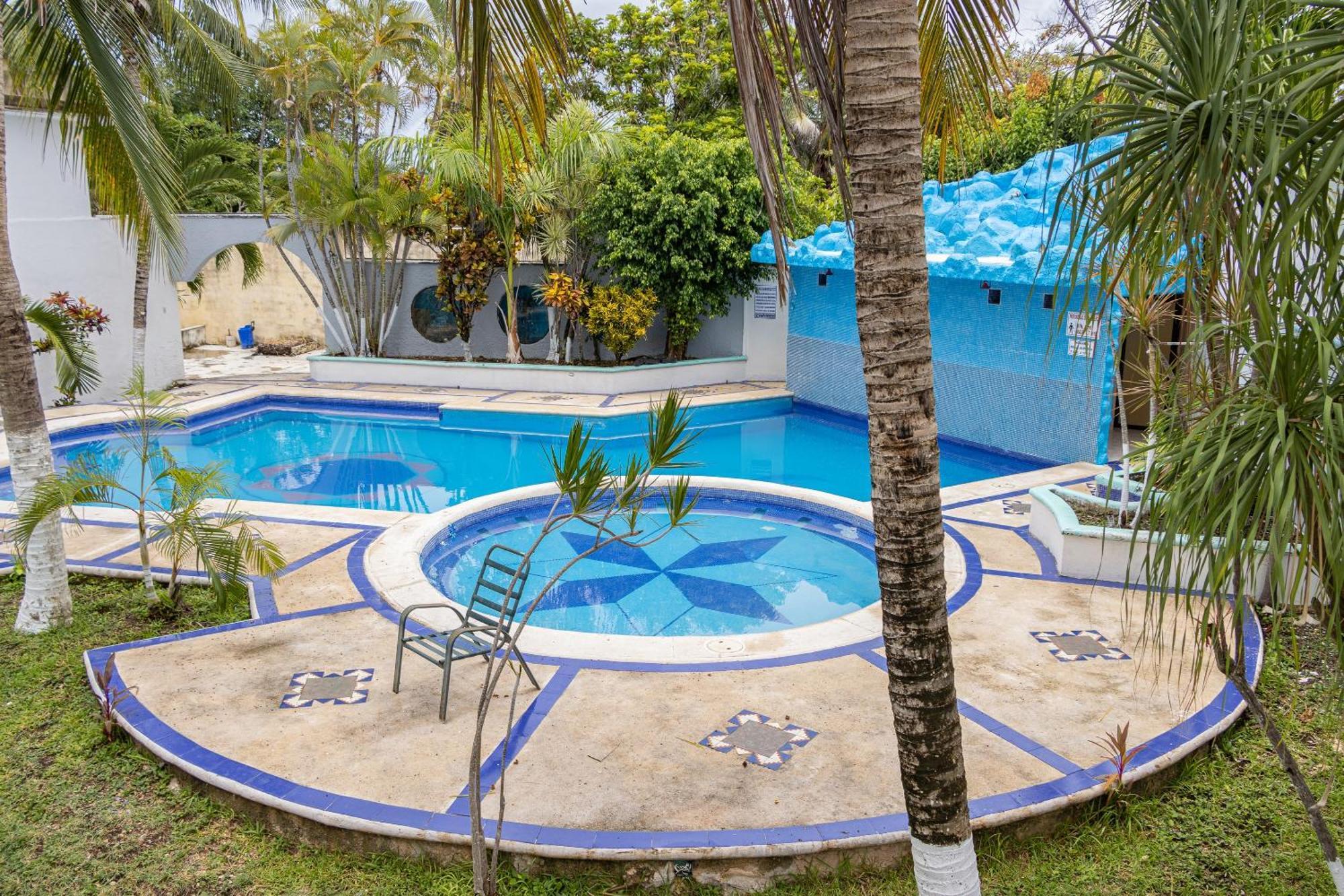 OYO Hotel Marías Chetumal Exterior foto