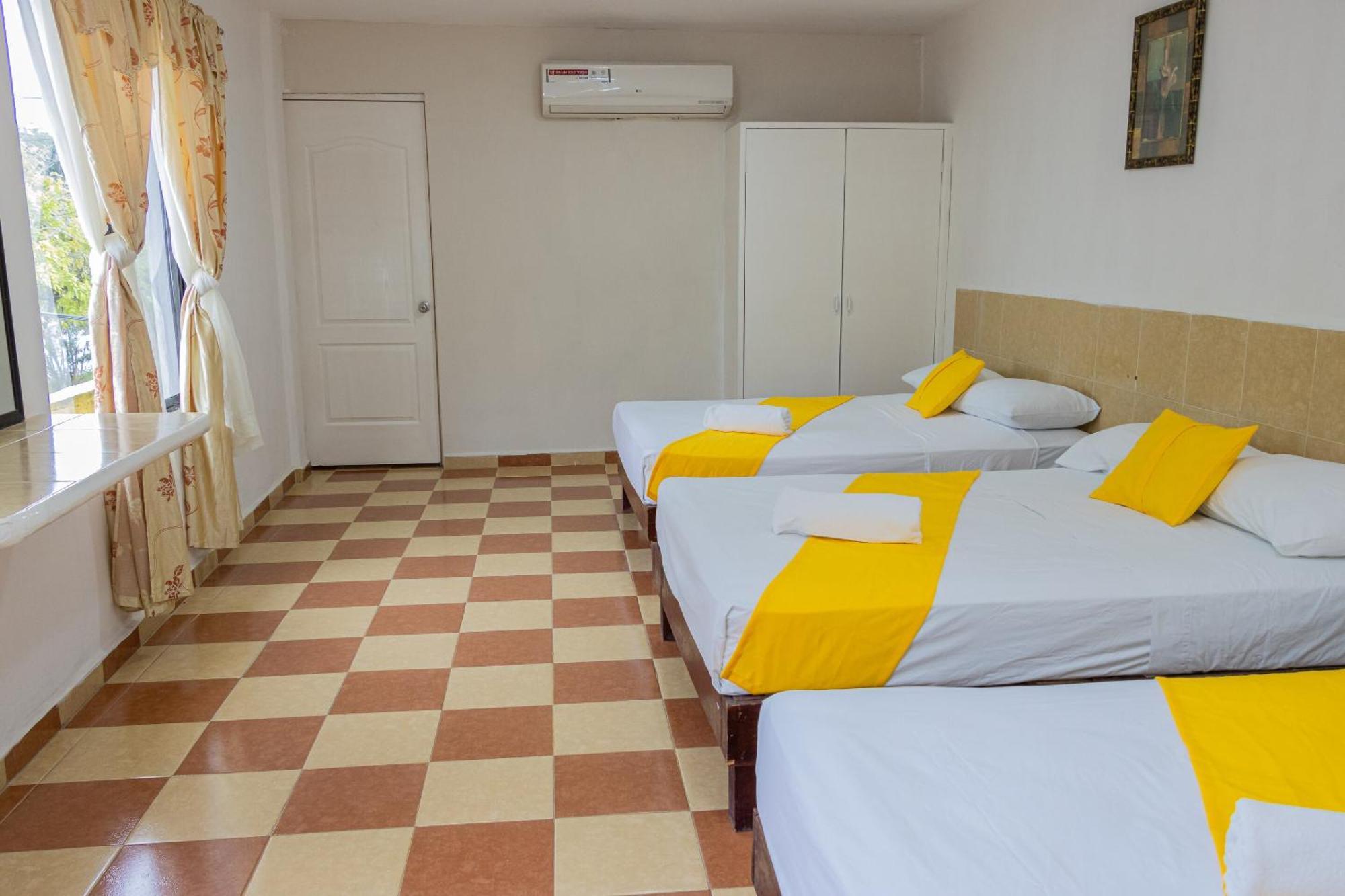 OYO Hotel Marías Chetumal Exterior foto